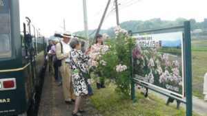 Pre-conference tour at railway station